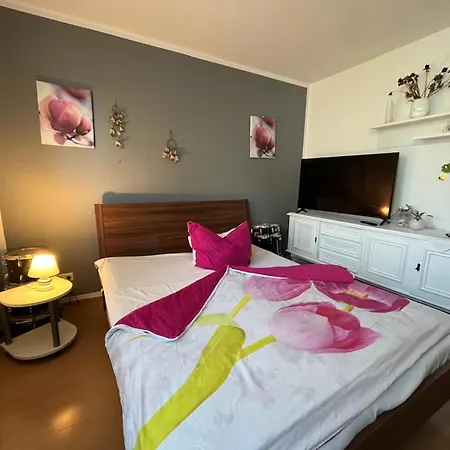 Messe Und Gaestezimmer Im Haus *
